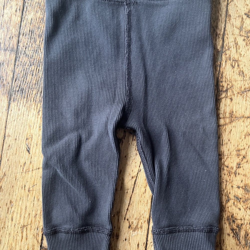 Hanna Andersson Black Ribbed Baby Leggings